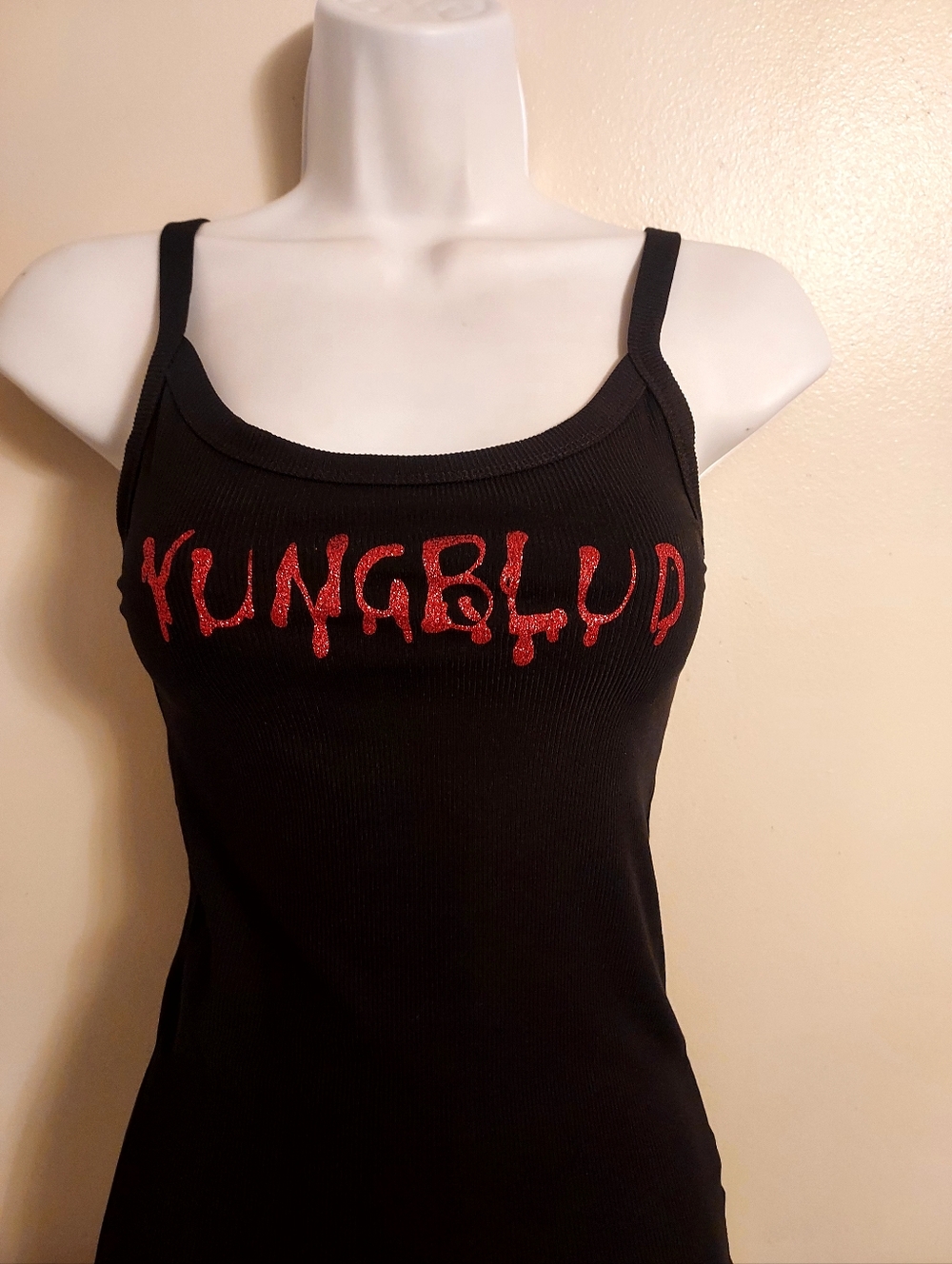yungblud tank top yungblud crop top idols ii 2 tour yungblood baby tee red glitt